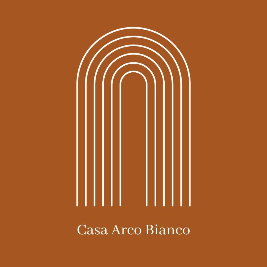 ジョヴィナッツォCasa Arco Biancoアパートメント エクステリア 写真